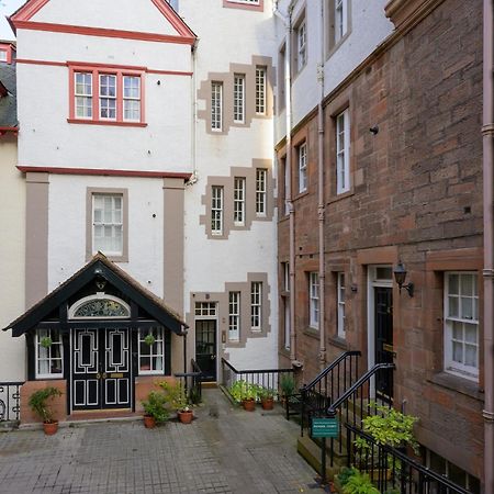 Pass The Keys Historic Ramsay Garden Apt With Balcony Views Edinburgh Luaran gambar