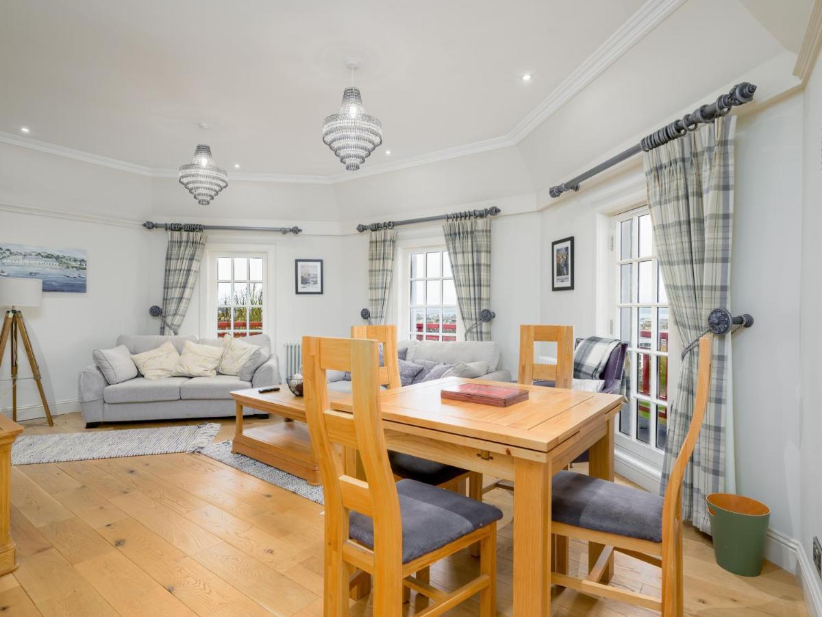 Pass The Keys Historic Ramsay Garden Apt With Balcony Views Edinburgh Luaran gambar